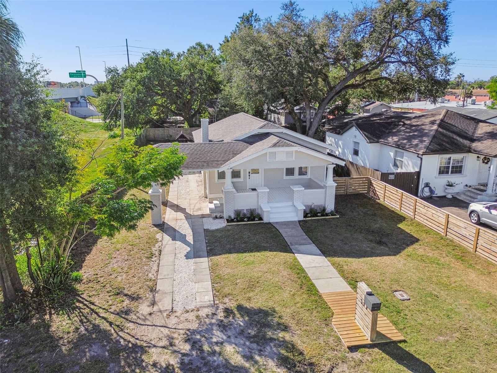 511 E STRATFORD AVE, TAMPA, FL — photo 47