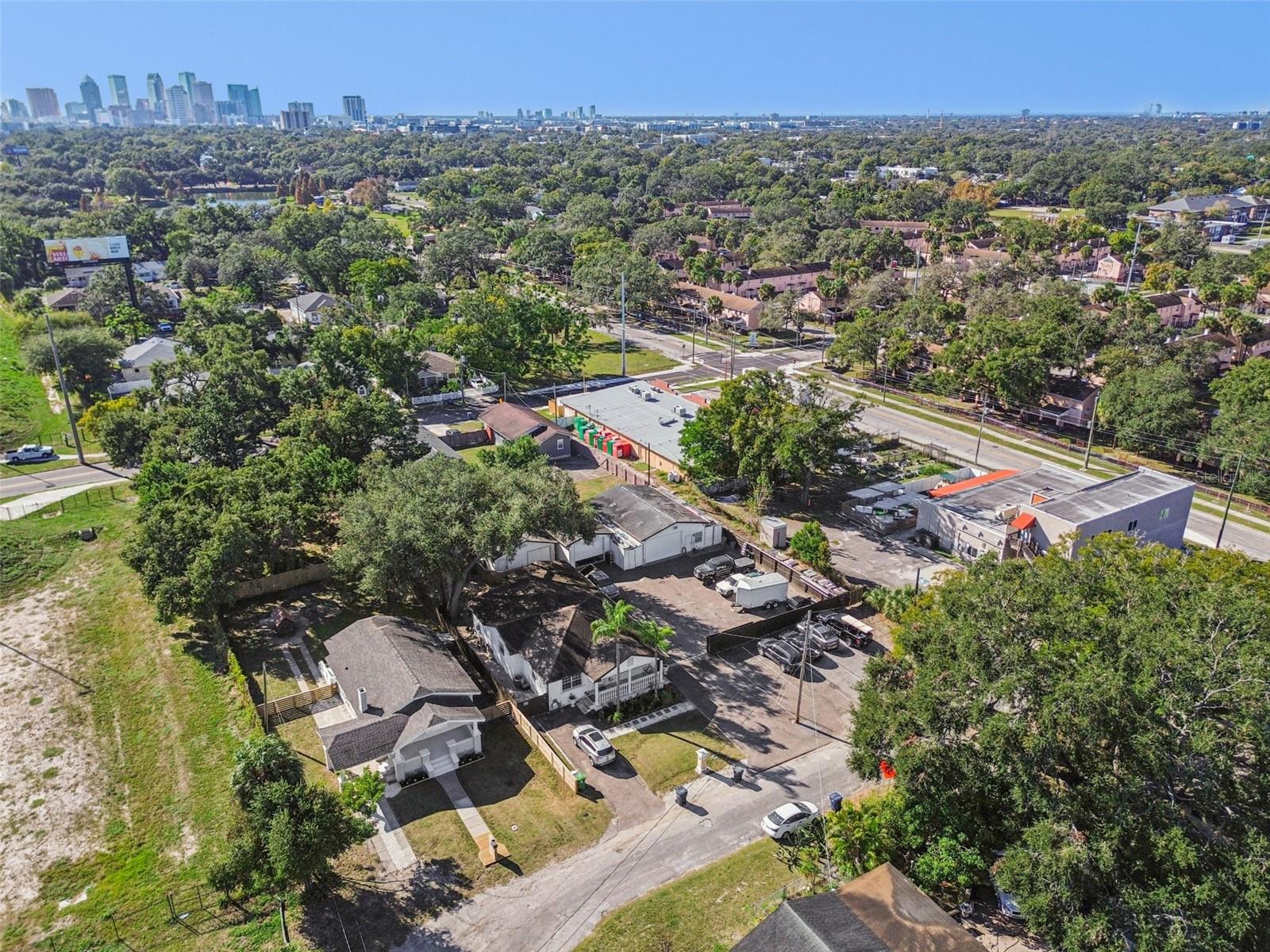 511 E STRATFORD AVE, TAMPA, FL — photo 53