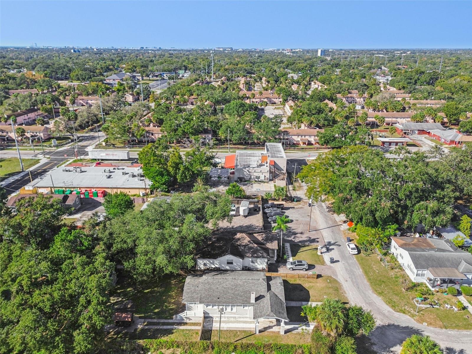511 E STRATFORD AVE, TAMPA, FL — photo 56