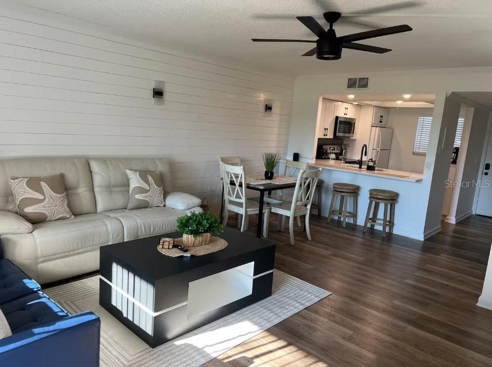 3700 BENEVA RD #604, SARASOTA, FL — photo 2