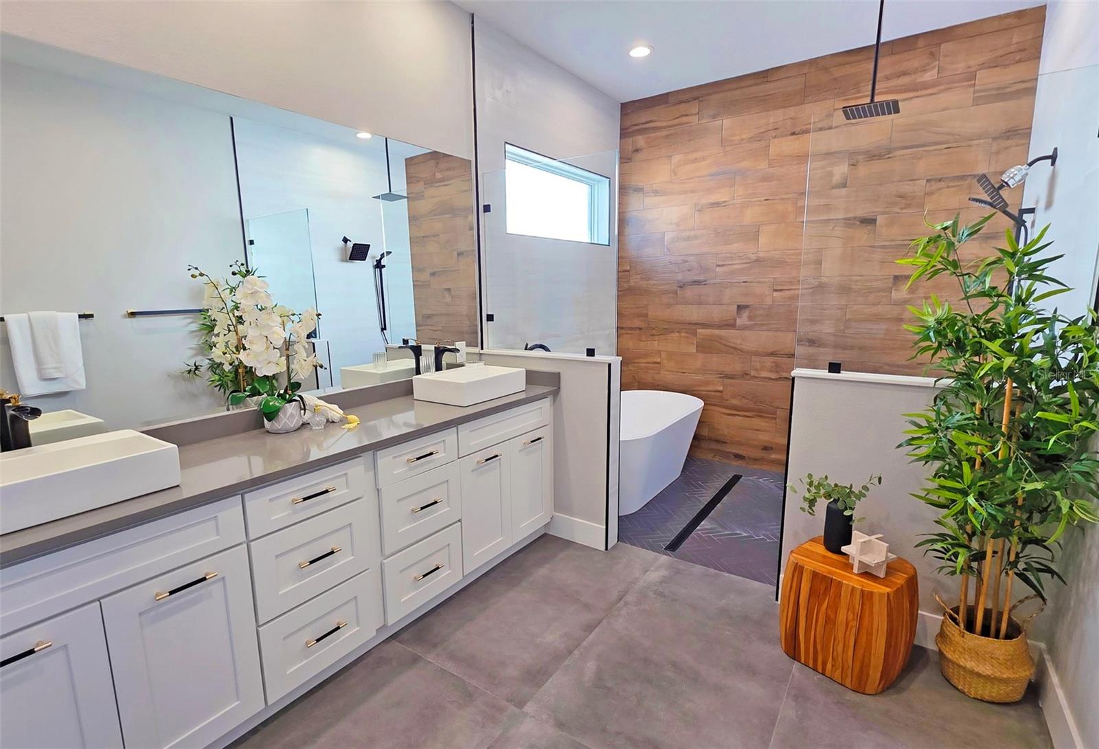 2475 BAY ST, SARASOTA, FL — photo 28