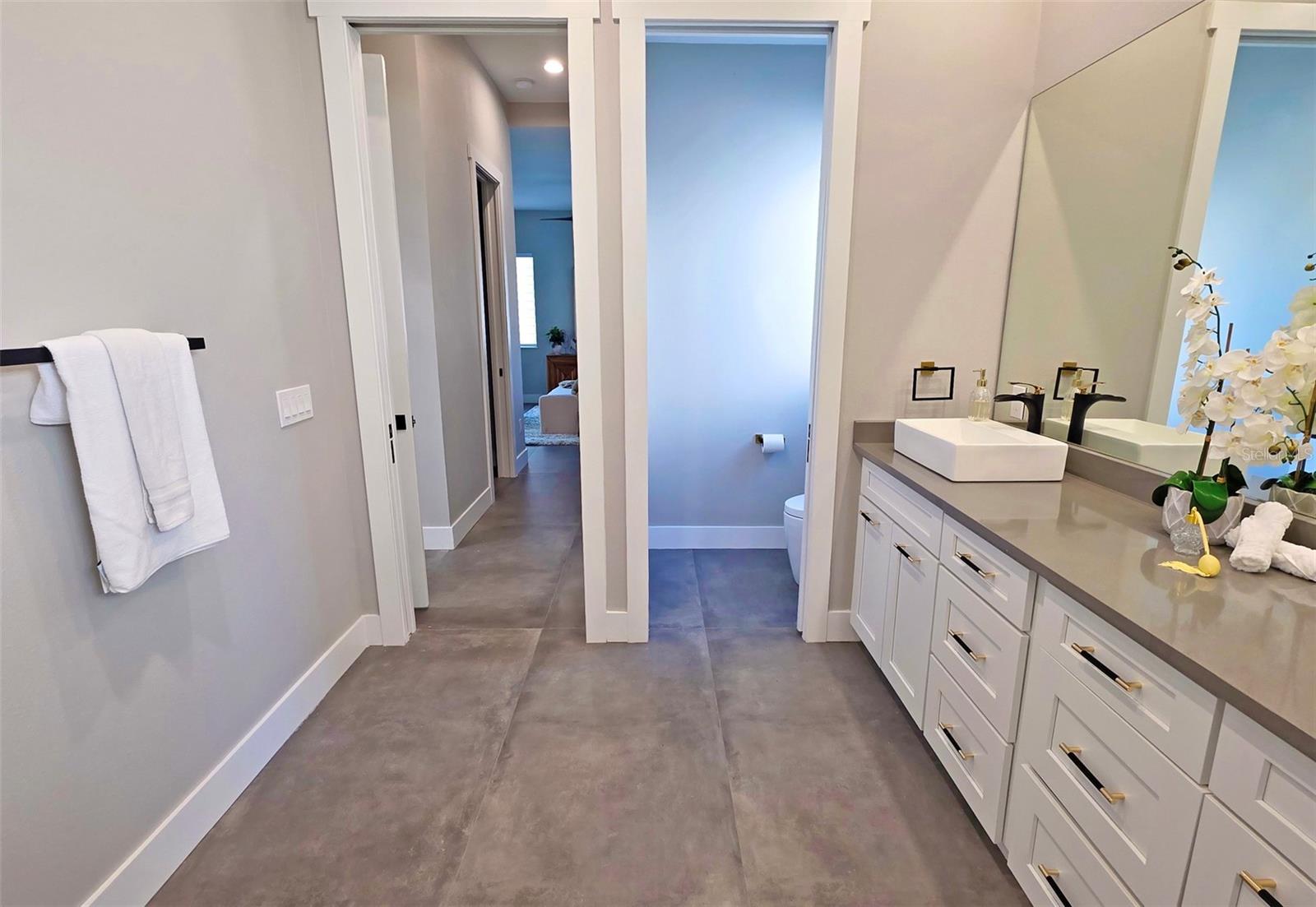 2475 BAY ST, SARASOTA, FL — photo 30