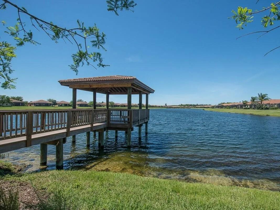 348 CEDAR FALLS DR, APOLLO BEACH, FL — photo 30