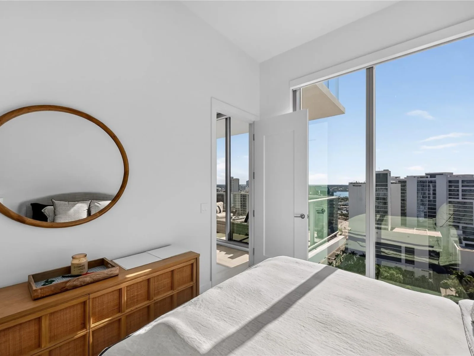 301 QUAY COMMONS #1807, SARASOTA, FL — photo 48