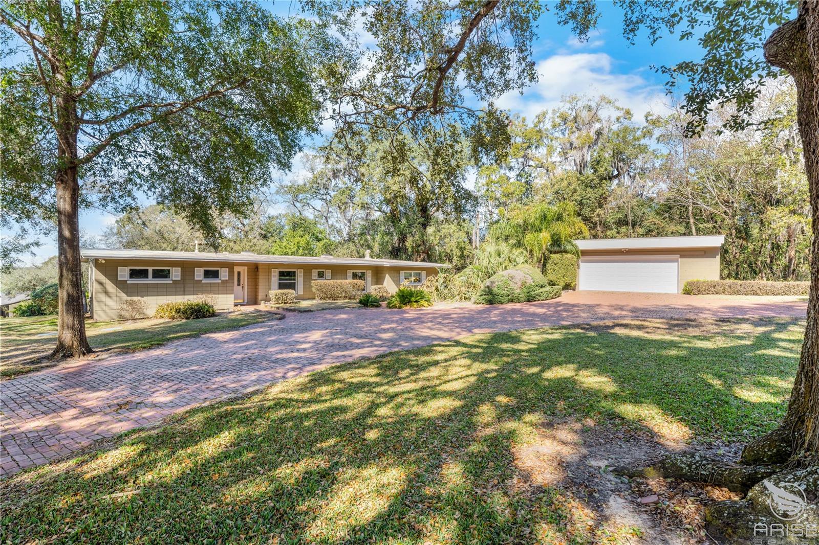 2435 BROADVUE AVE, EUSTIS, FL — photo 84