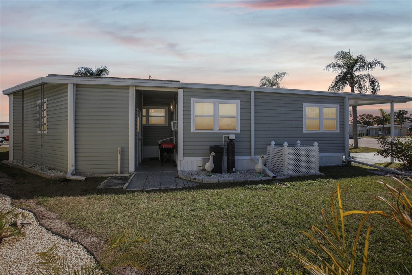 82123 B ST N #123, PINELLAS PARK, FL — photo 37