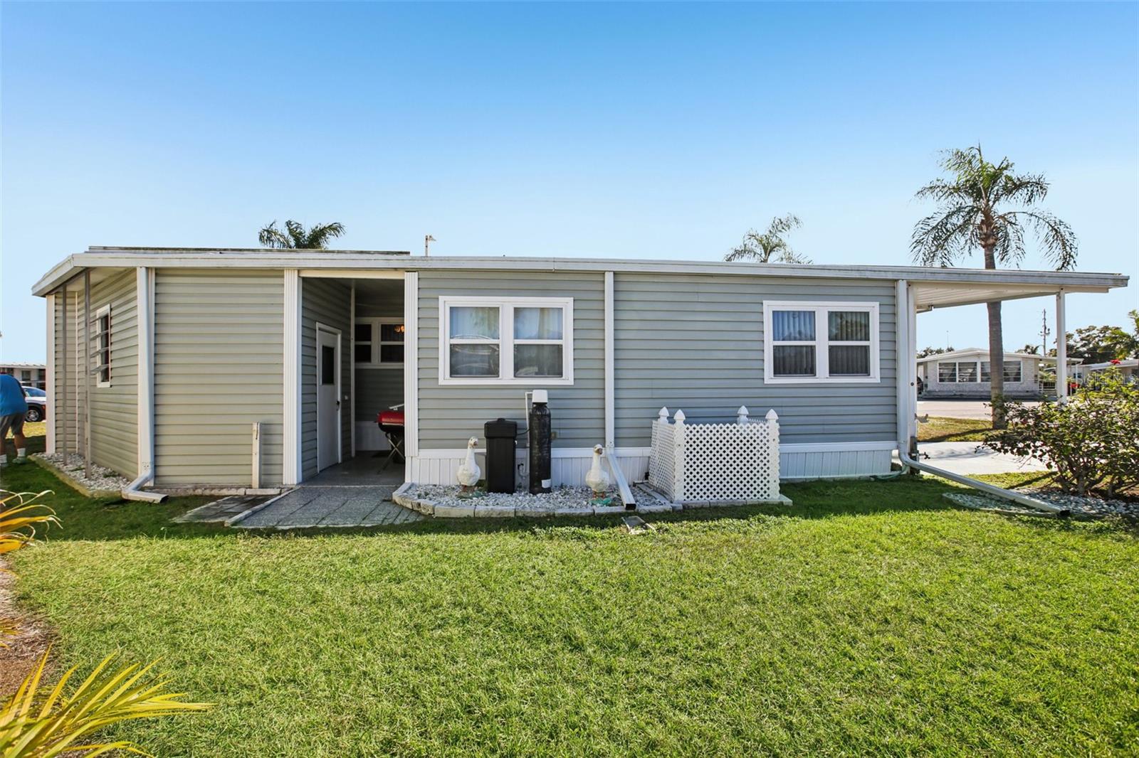 82123 B ST N #123, PINELLAS PARK, FL — photo 39