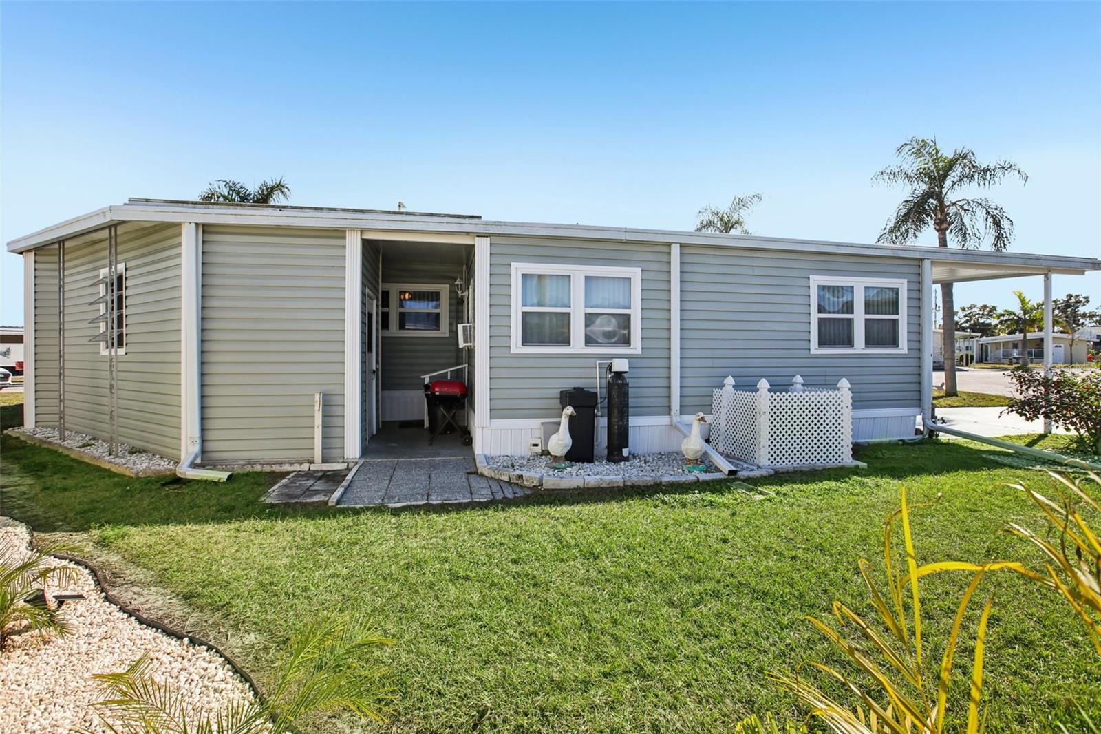 82123 B ST N #123, PINELLAS PARK, FL — photo 40