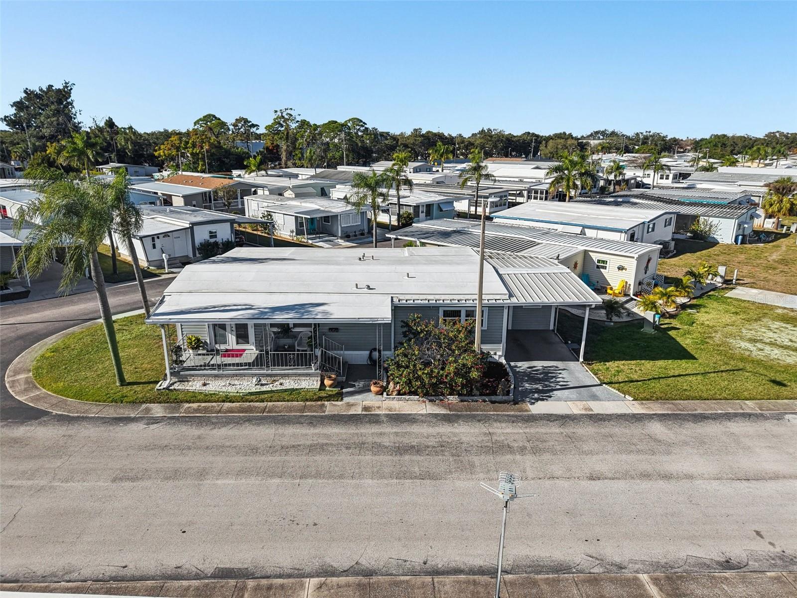 82123 B ST N #123, PINELLAS PARK, FL — photo 43