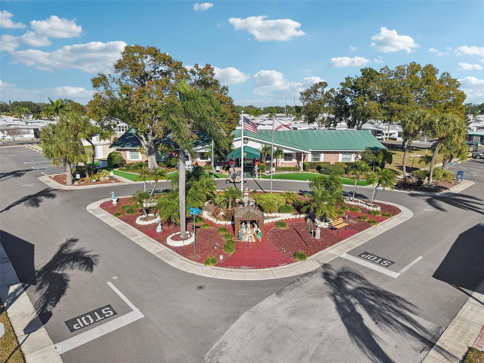 82123 B ST N #123, PINELLAS PARK, FL — photo 46