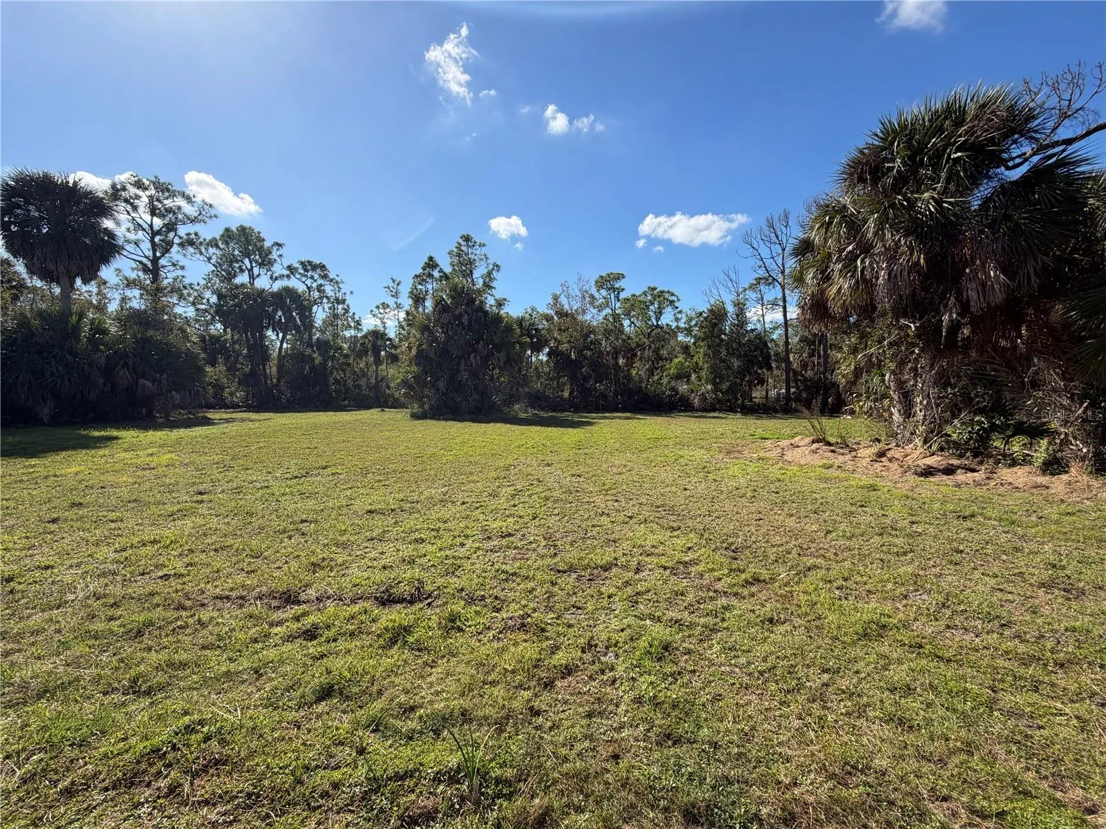 24501 YACHT CLUB BLVD, PUNTA GORDA, FL — photo 2