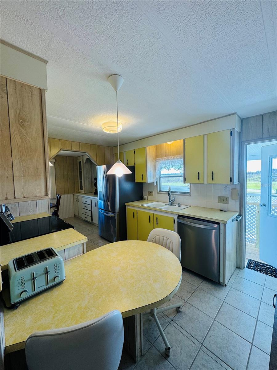 320 ALOHA DR, HAINES CITY, FL — photo 21