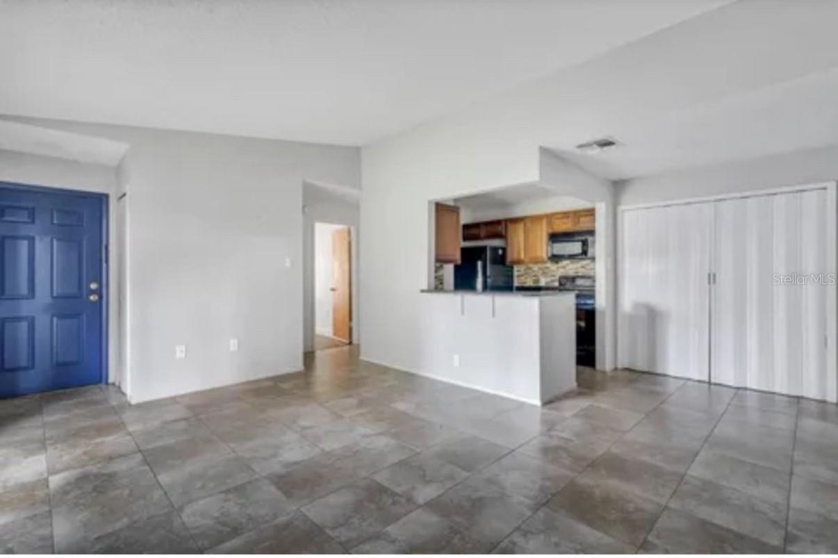 3827 BAY CLUB CIR #204, KISSIMMEE, FL — photo 3