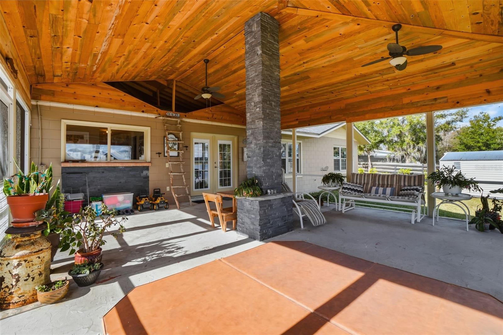 40700 LONG ISLAND DR, UMATILLA, FL — photo 59
