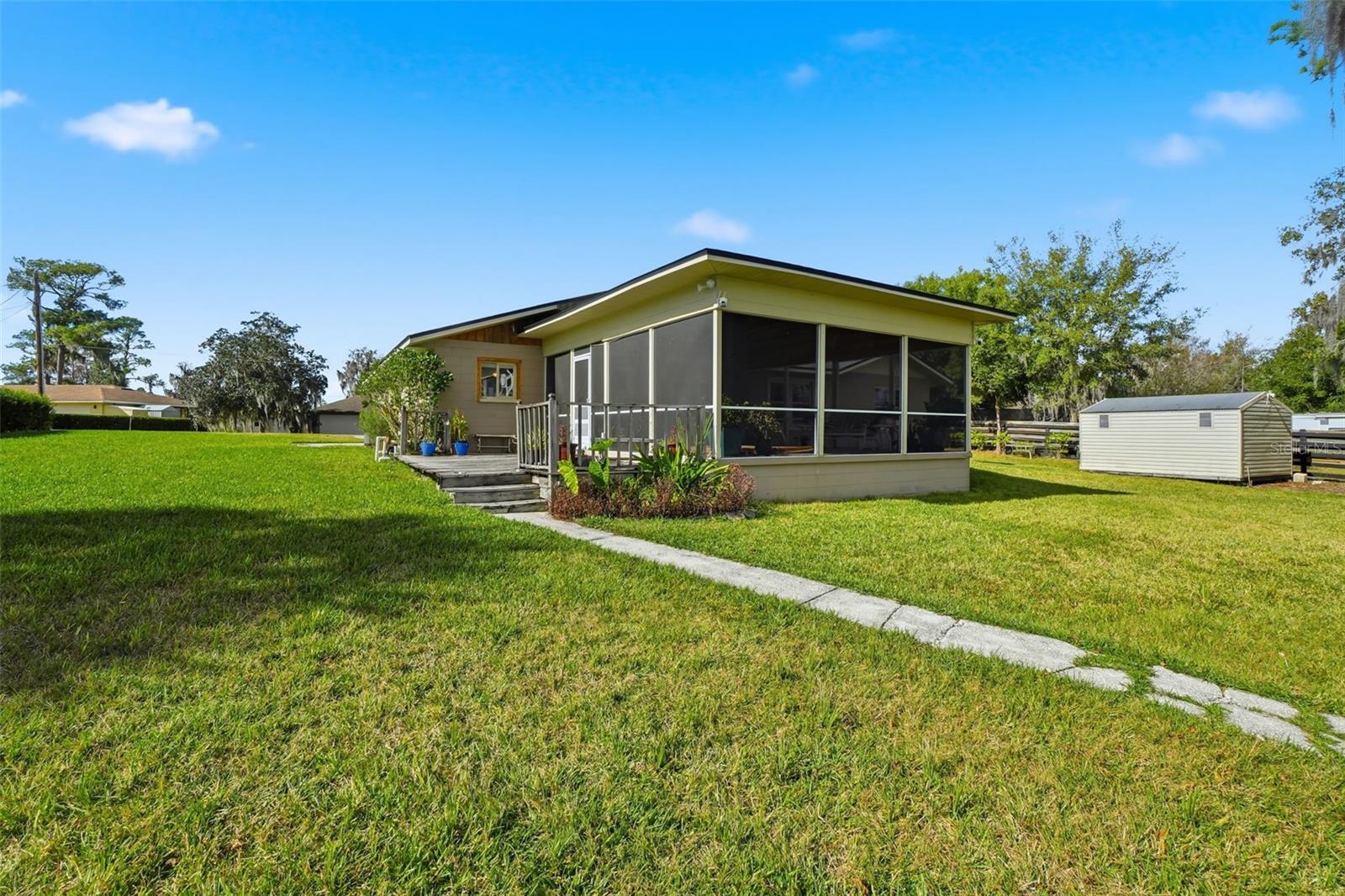 40700 LONG ISLAND DR, UMATILLA, FL — photo 68