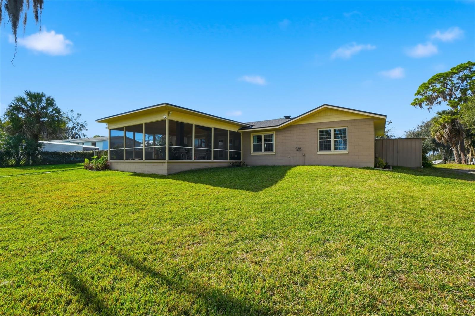 40700 LONG ISLAND DR, UMATILLA, FL — photo 70