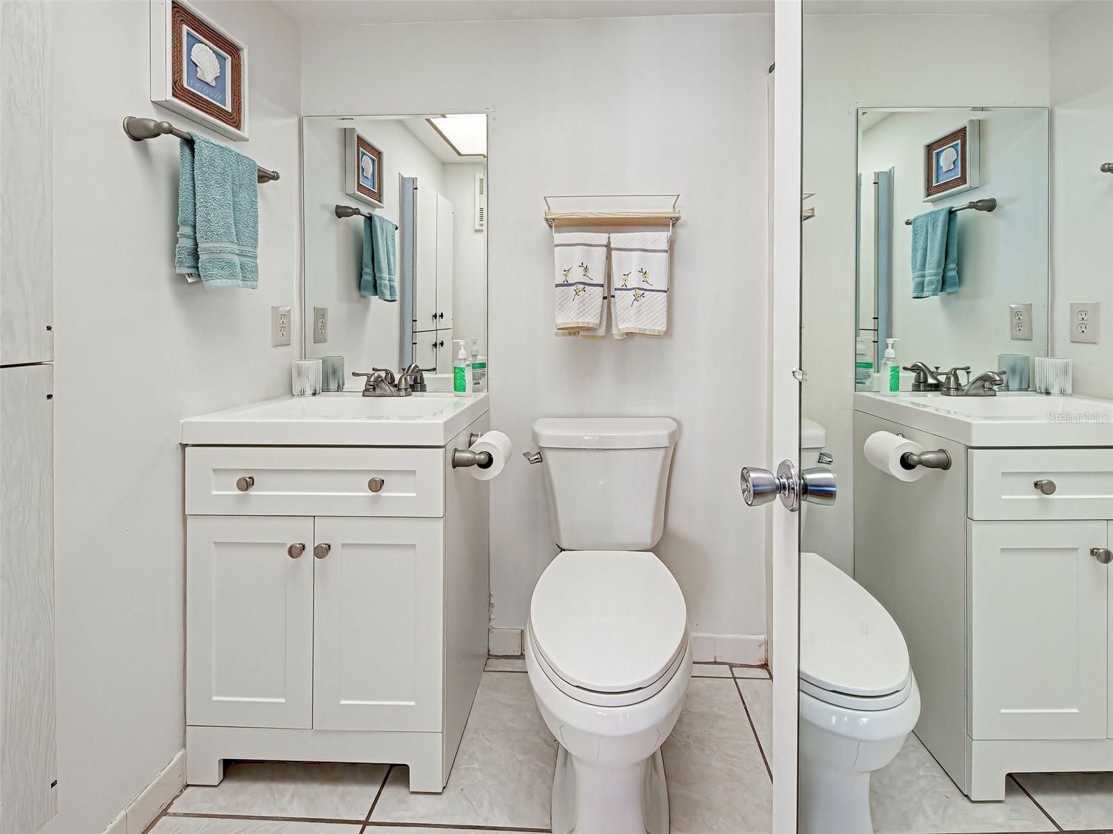 232 SAINT AUGUSTINE AVE #105, VENICE, FL — photo 36