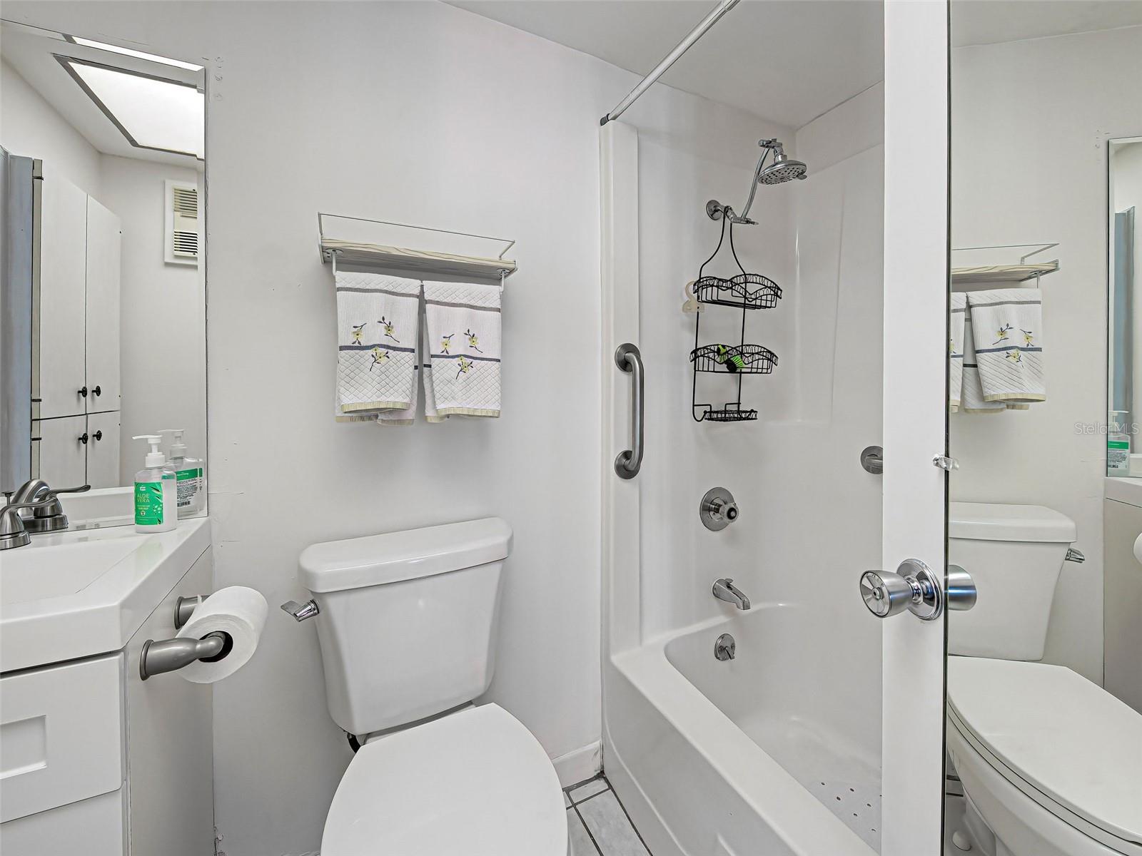 232 SAINT AUGUSTINE AVE #105, VENICE, FL — photo 37