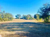 HUNTERS TRACE LN — photo 28