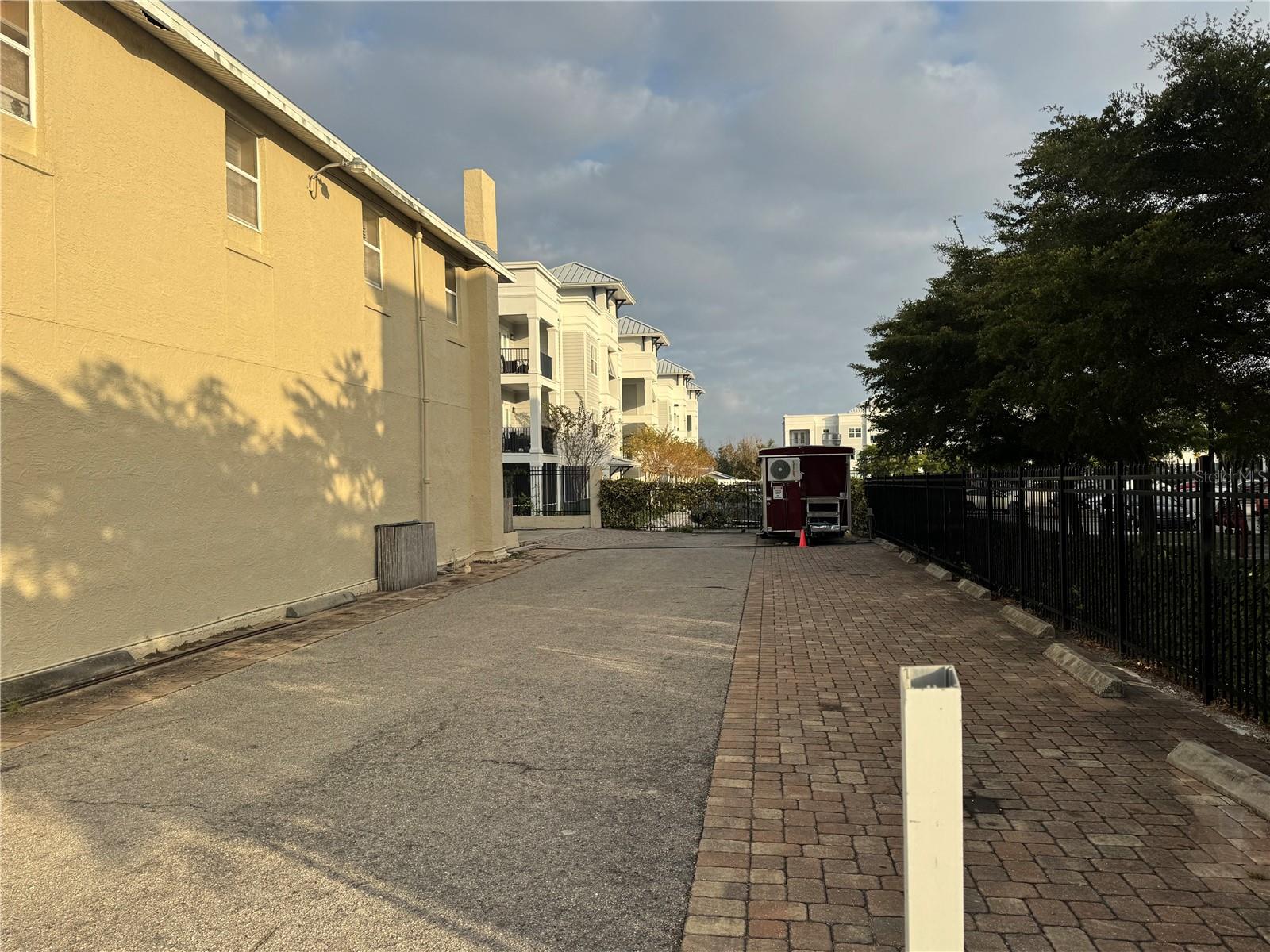 1001 & 1007 MANATEE AVE E, BRADENTON, FL — photo 12