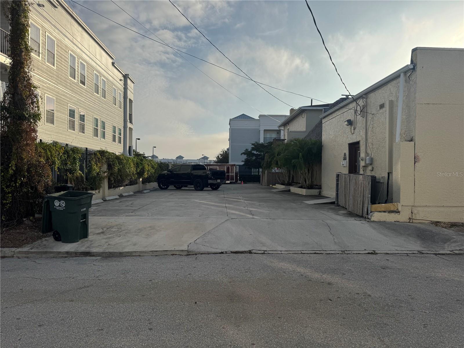 1001 & 1007 MANATEE AVE E, BRADENTON, FL — photo 14