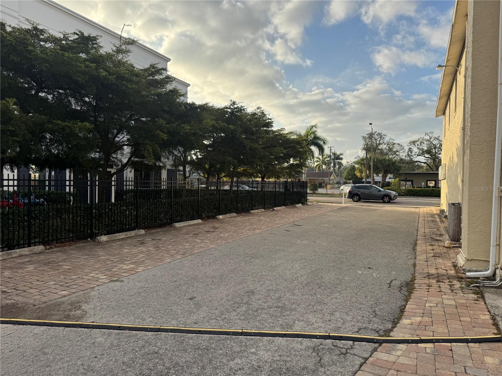 1001 & 1007 MANATEE AVE E, BRADENTON, FL — photo 15