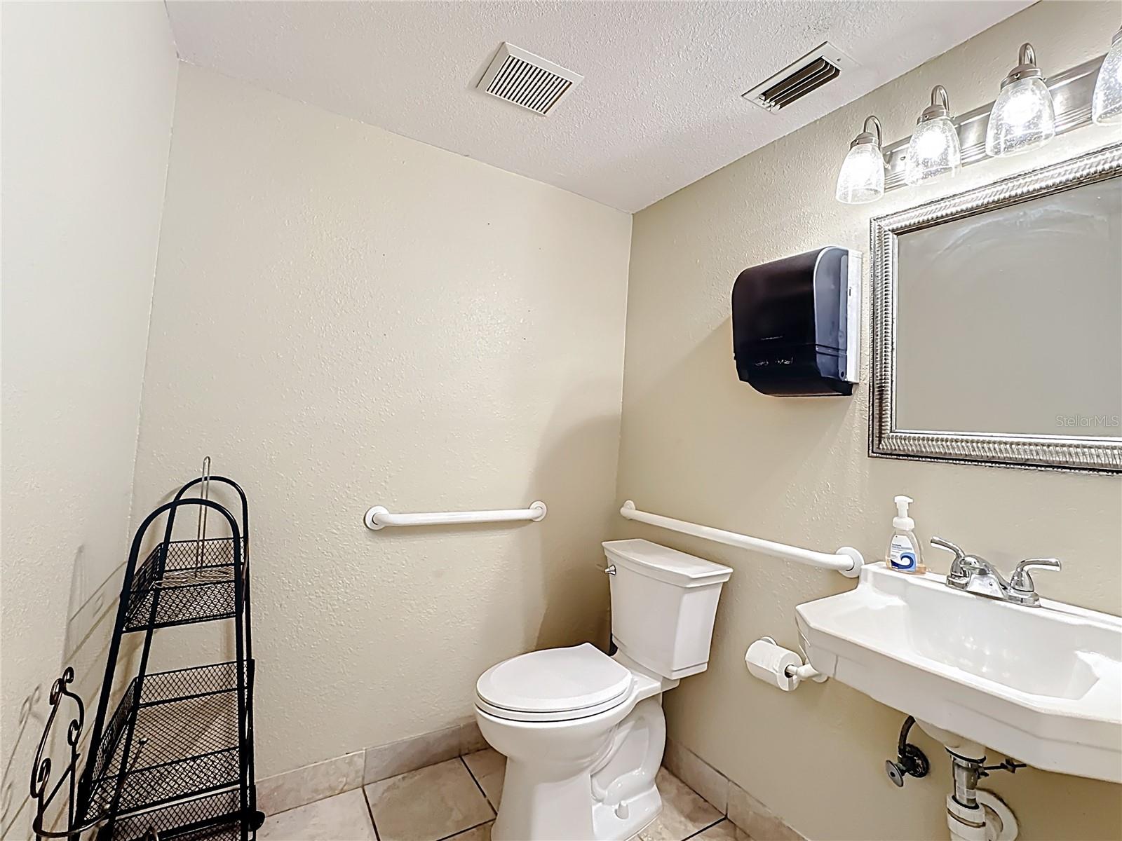 1001 & 1007 MANATEE AVE E, BRADENTON, FL — photo 53