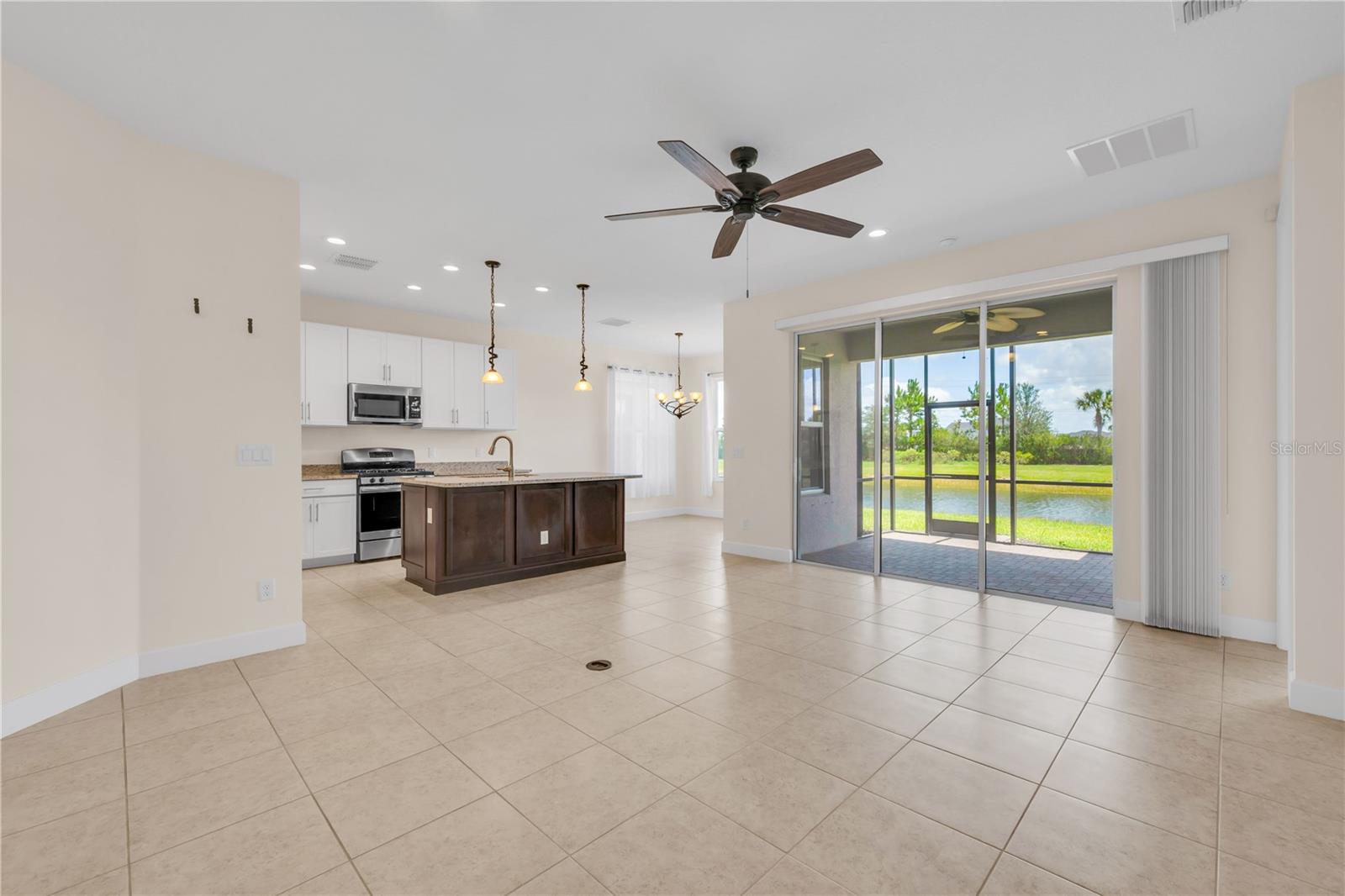 15433 SANTA POLA DR, WIMAUMA, FL — photo 5