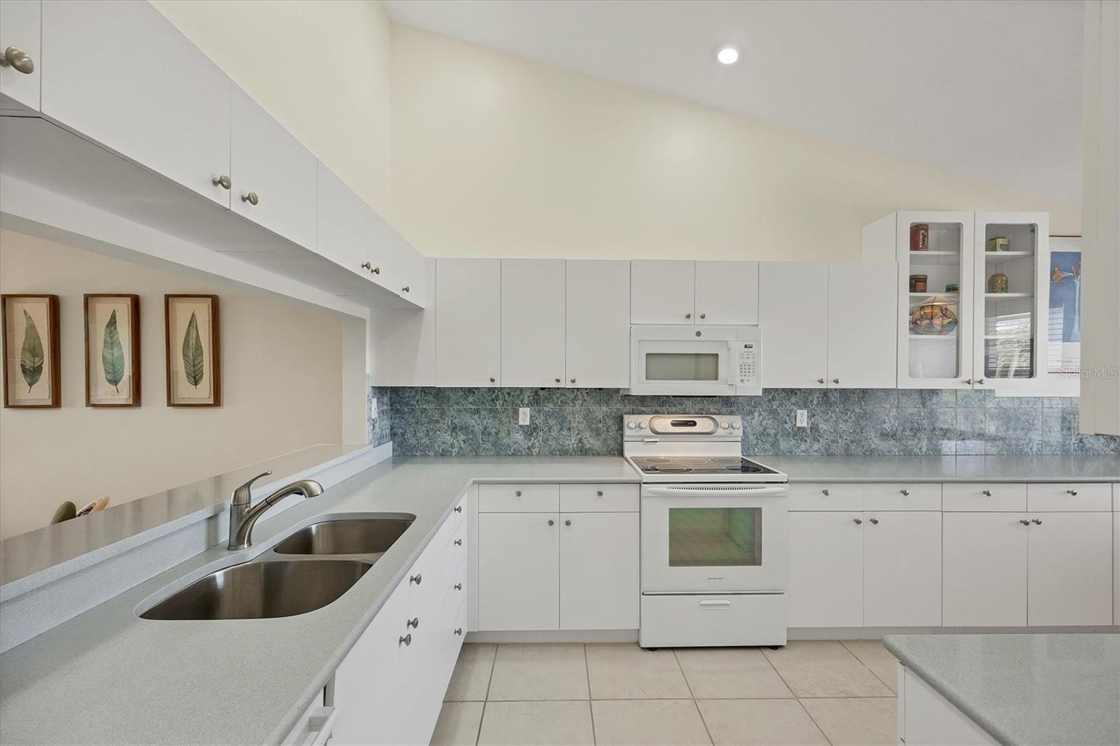 8735 OLDE HICKORY AVE #8303, SARASOTA, FL — photo 16