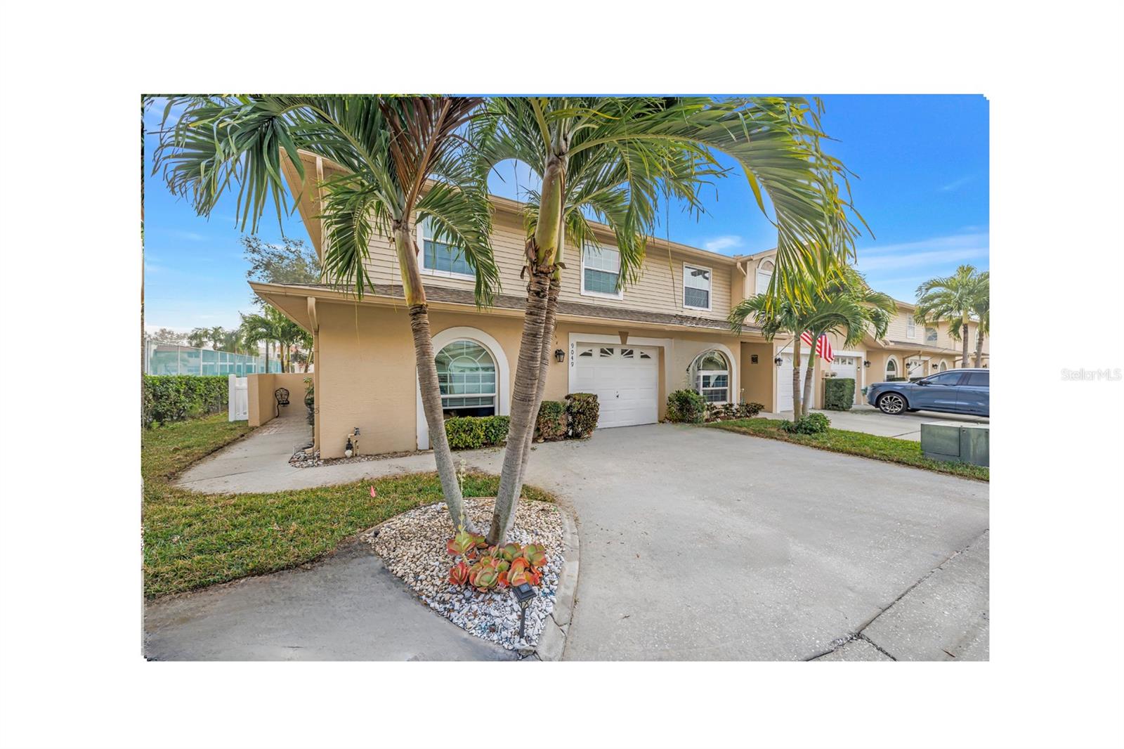 9049 ANTIGUA DR, SEMINOLE, FL — photo 2