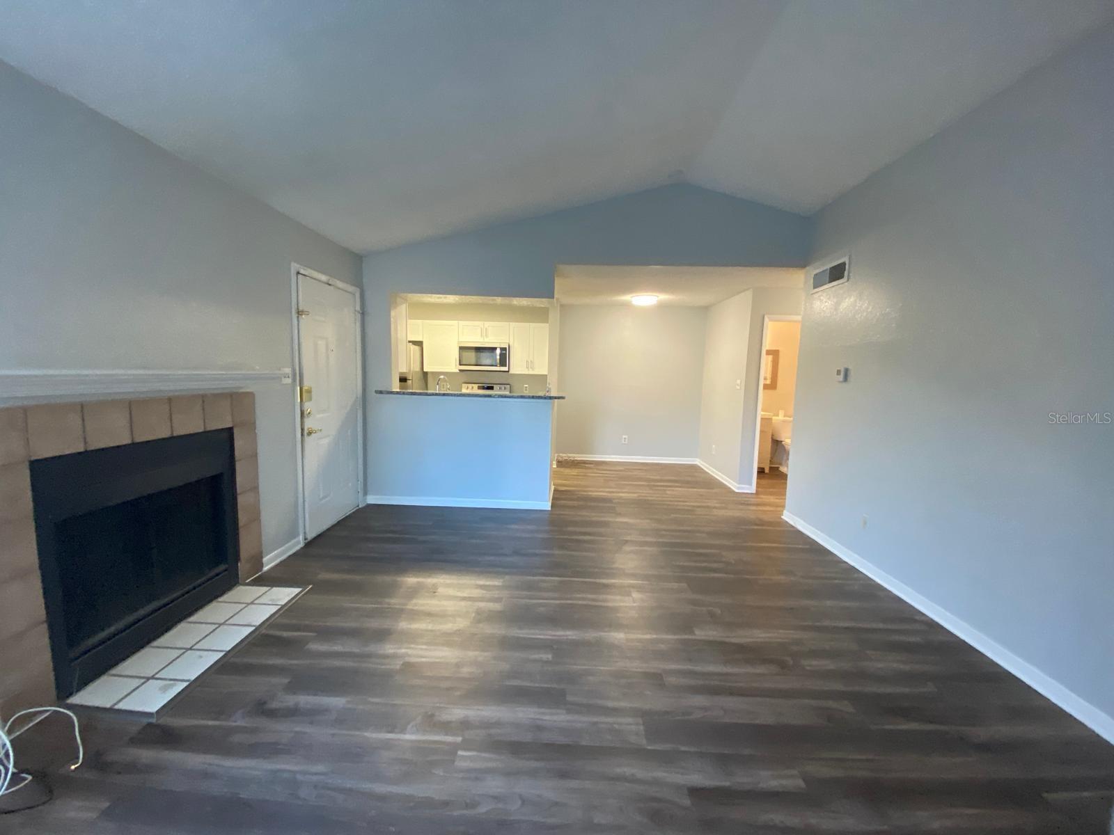 4400 THORNBRIAR LN #205, ORLANDO, FL — photo 2