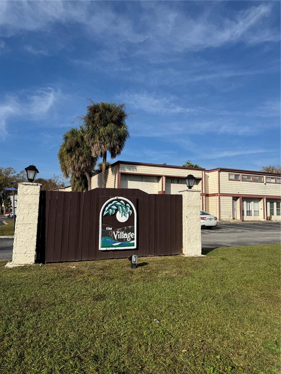 3990 CRAYRICH CIR #GE, ORLANDO, FL — photo 2