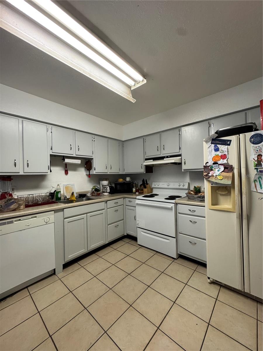 3990 CRAYRICH CIR #GE, ORLANDO, FL — photo 11
