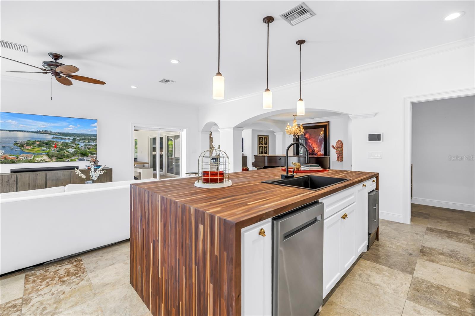 145 BAY POINT DR NE, ST PETERSBURG, FL — photo 23