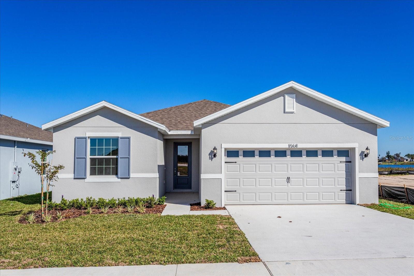 752 SUNSHOWER DR, LADY LAKE, FL