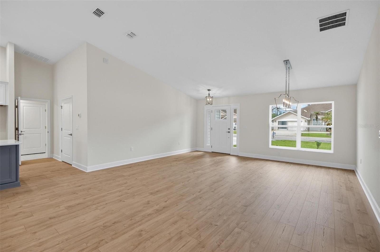 15 ERIC DR, PALM COAST, FL — photo 12