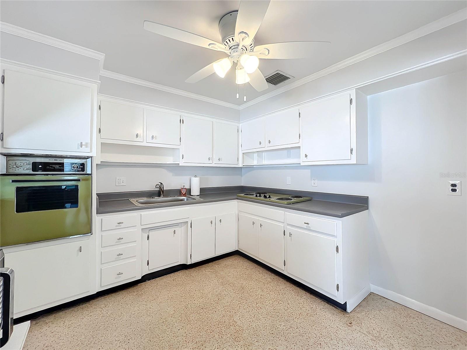 2877 MICHIGAN ST, SARASOTA, FL — photo 16