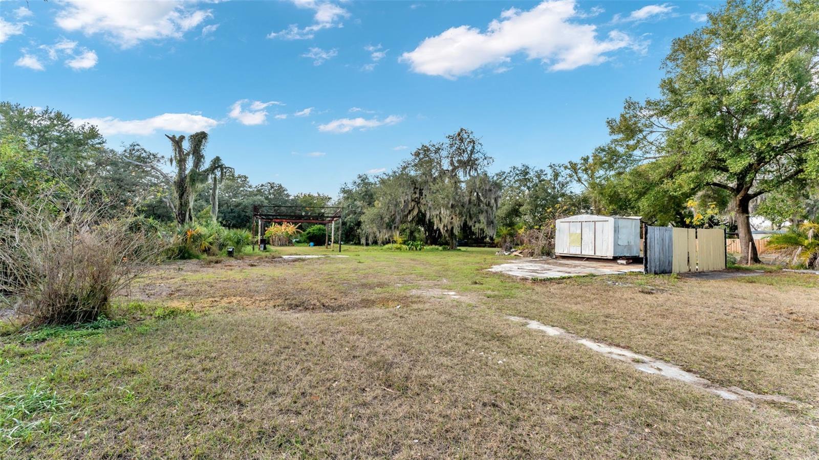 23 VIOLET ST, PLANT CITY, FL