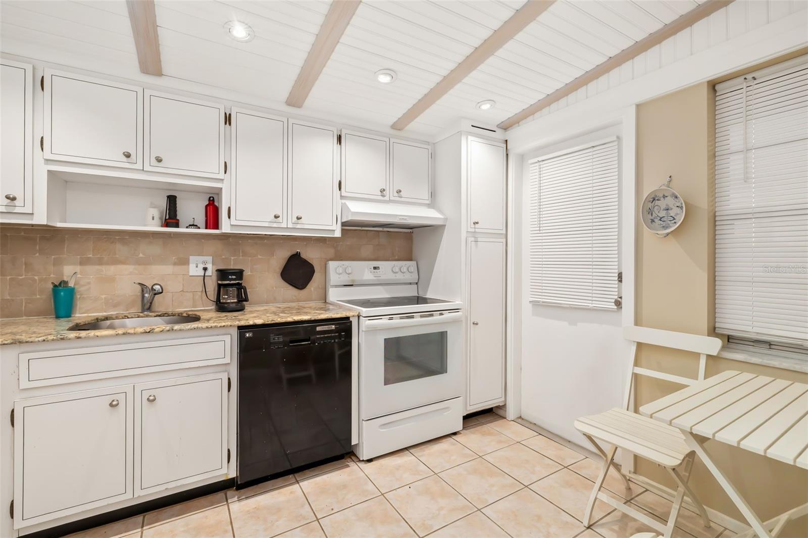 7461 W COUNTRY CLUB DR #404, SARASOTA, FL — photo 13