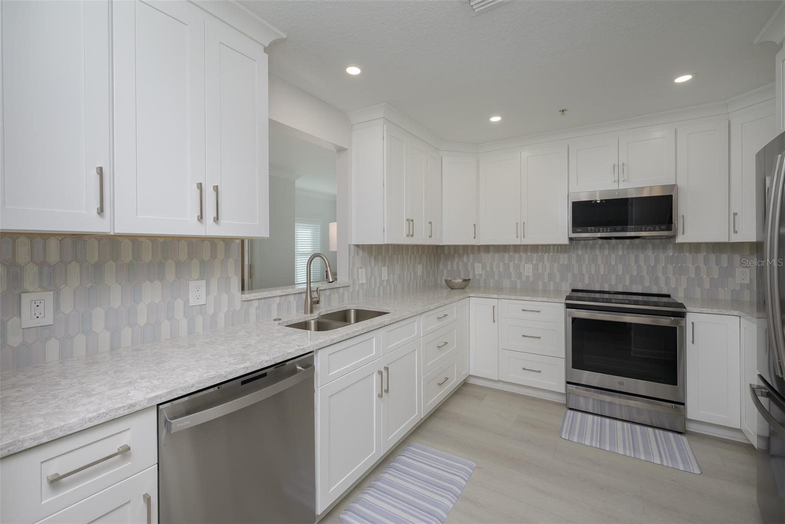 750 N TAMIAMI TRL #314, SARASOTA, FL — photo 15