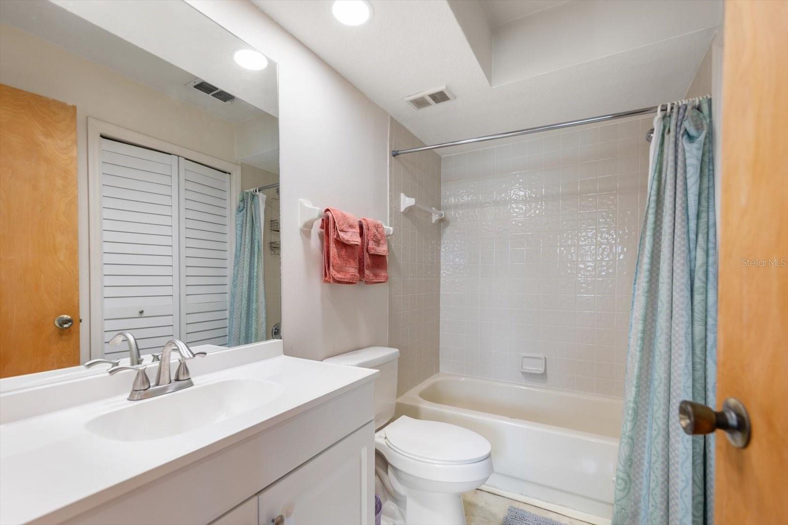 9434 TARA CAY CT #25, SEMINOLE, FL — photo 19