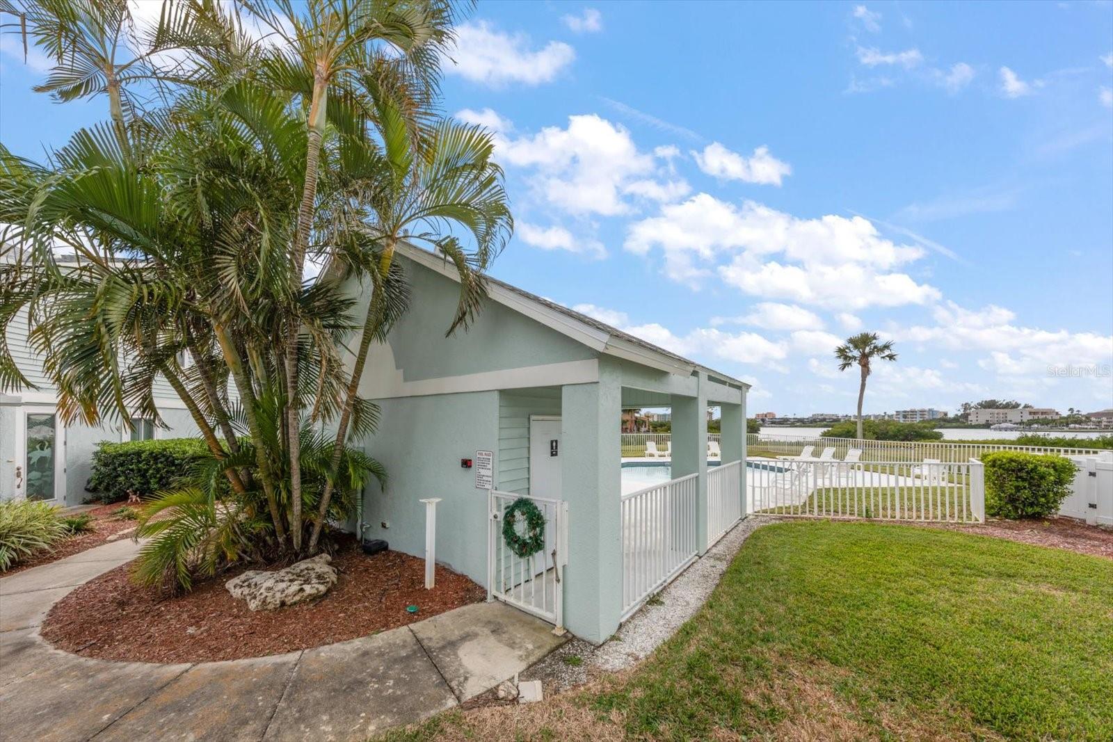 9434 TARA CAY CT #25, SEMINOLE, FL — photo 27
