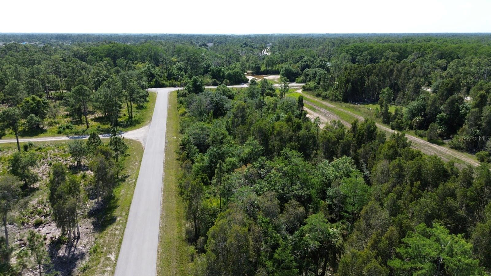 482 WESTCHESTER DR, LEHIGH ACRES, FL — photo 4