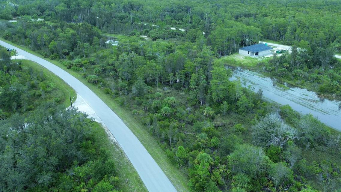 486 WESTCHESTER DR, LEHIGH ACRES, FL — photo 9