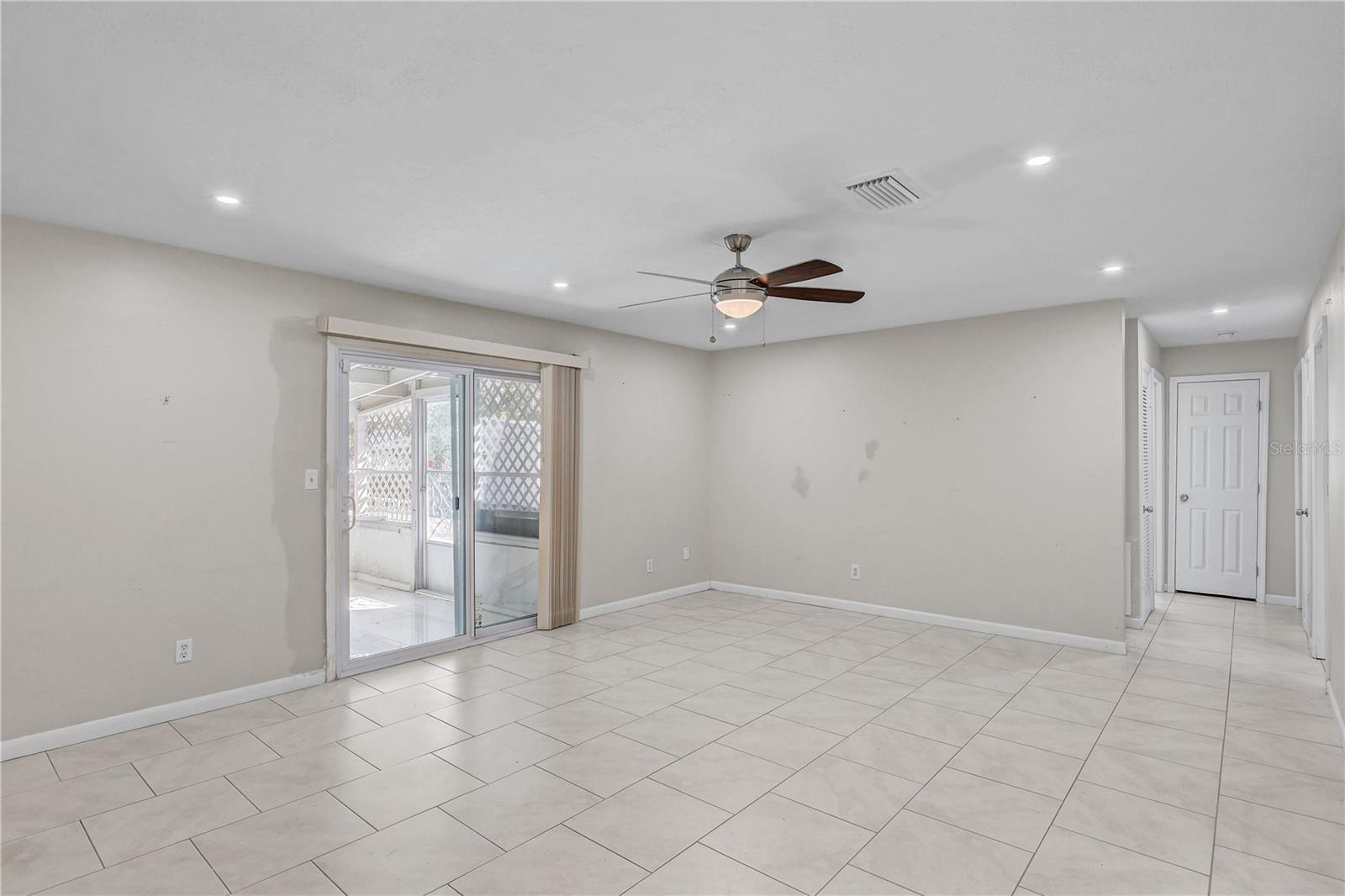 606 DALI DR, BRANDON, FL — photo 4