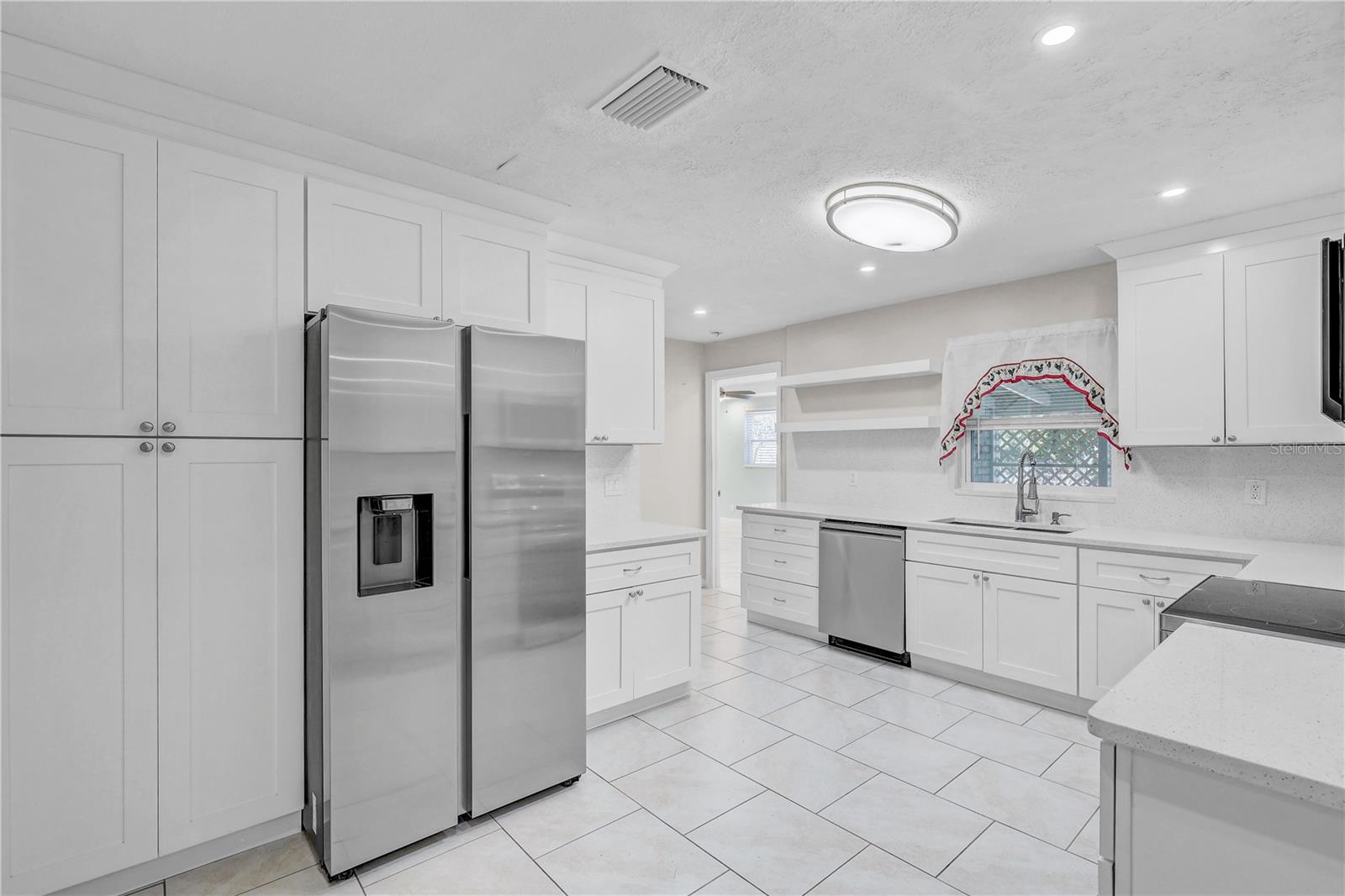 606 DALI DR, BRANDON, FL — photo 8