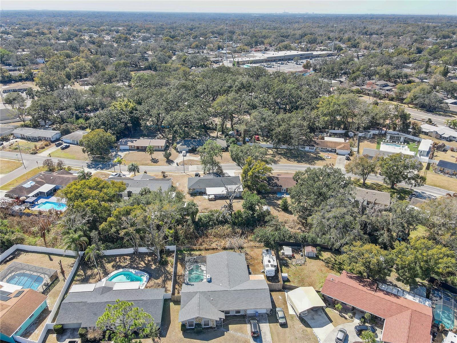 606 DALI DR, BRANDON, FL — photo 42