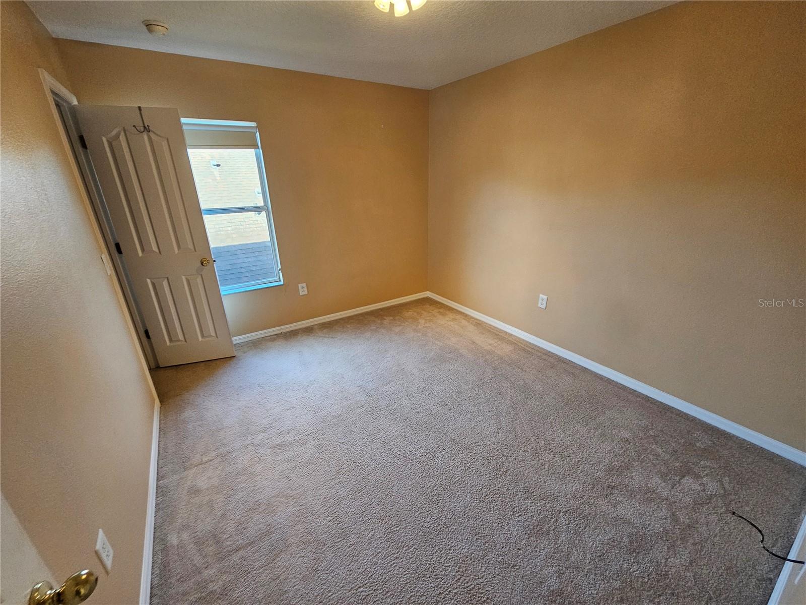 1881 STRATHMORE CIR, MOUNT DORA, FL — photo 25