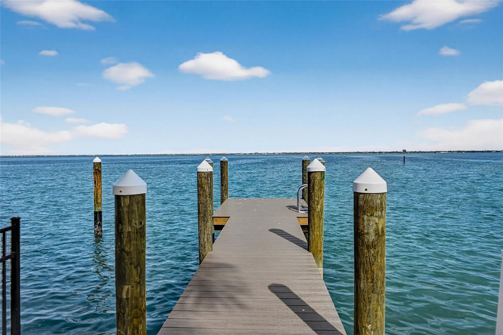 525 CHANNEL LN, LONGBOAT KEY, FL — photo 13