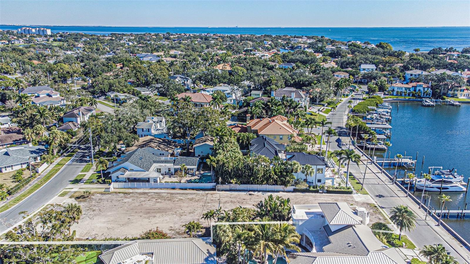 140 BRIGHTWATERS BLVD NE, ST PETERSBURG, FL — photo 32
